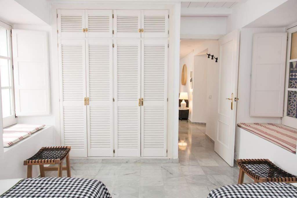 Idyllic & Loveliest With Patio.private Parking Séville
