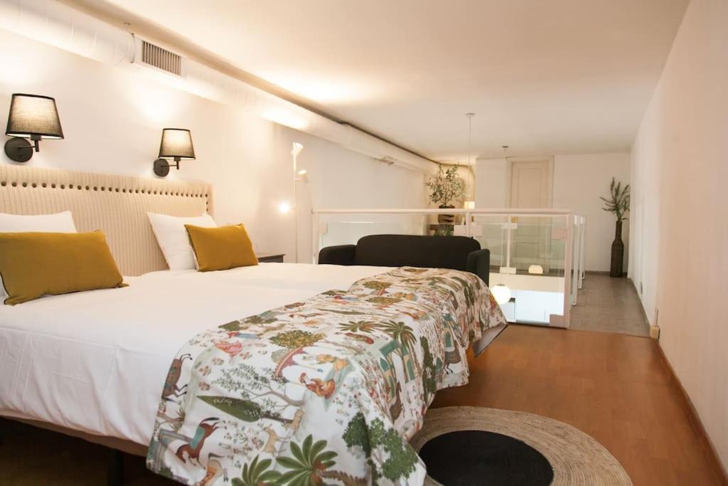 Idyllic & Loveliest With Patio.private Parking Appartement *