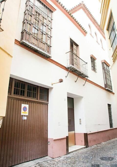Appartement Idyllic & Loveliest With Patio.private Parking Séville