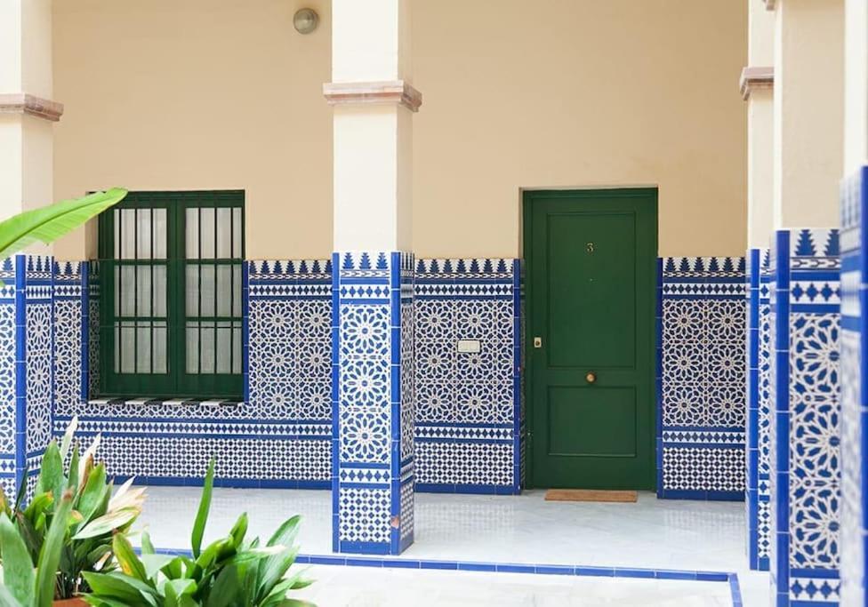 Idyllic & Loveliest With Patio.private Parking Appartement Séville